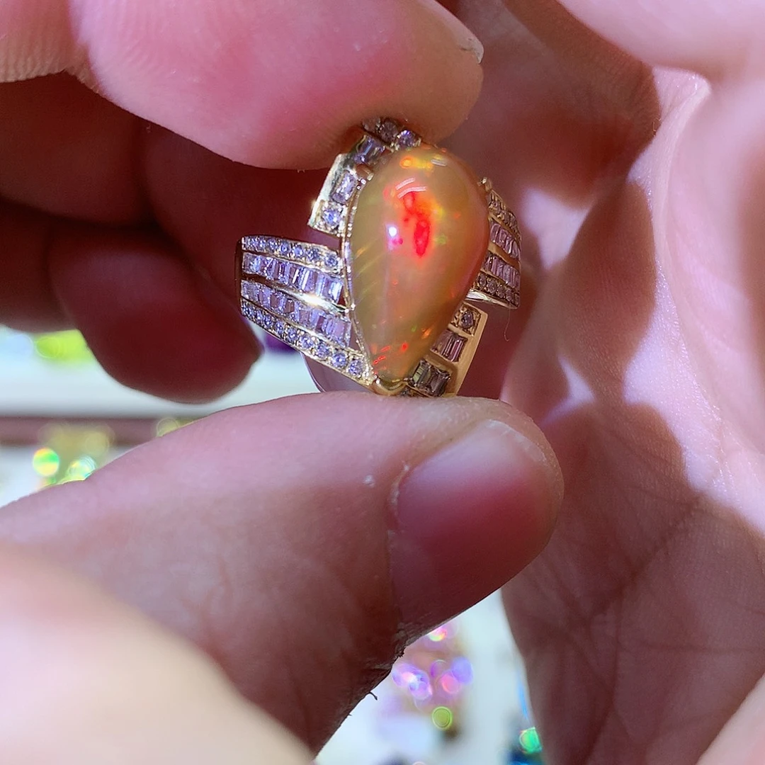 欧泊戒指9K金镶嵌戒指