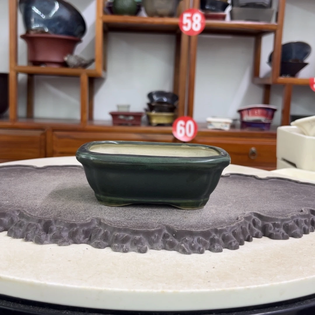 紫砂花盆瑕疵4-13/10。。。