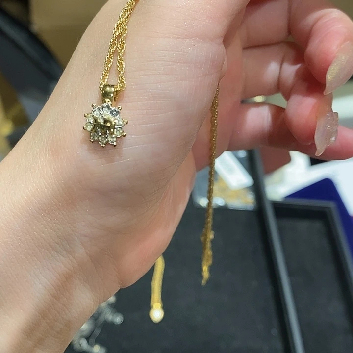P***潘中古香水沐浴露持久留香