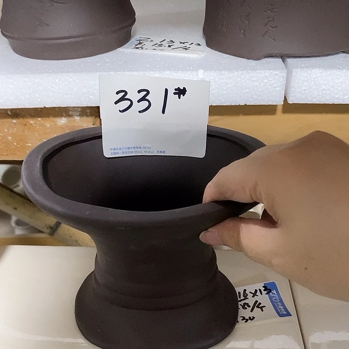 紫砂花盆多肉瑕疵盆有孔。