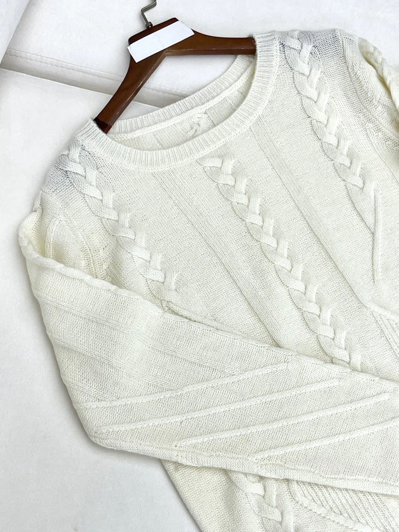 35-套头女款宽松型纯色毛针织衫-833367