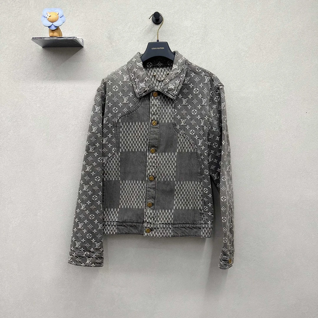 99新 LouisVuitton/路易威登 满印拼接外套/50码/99新/CH001628