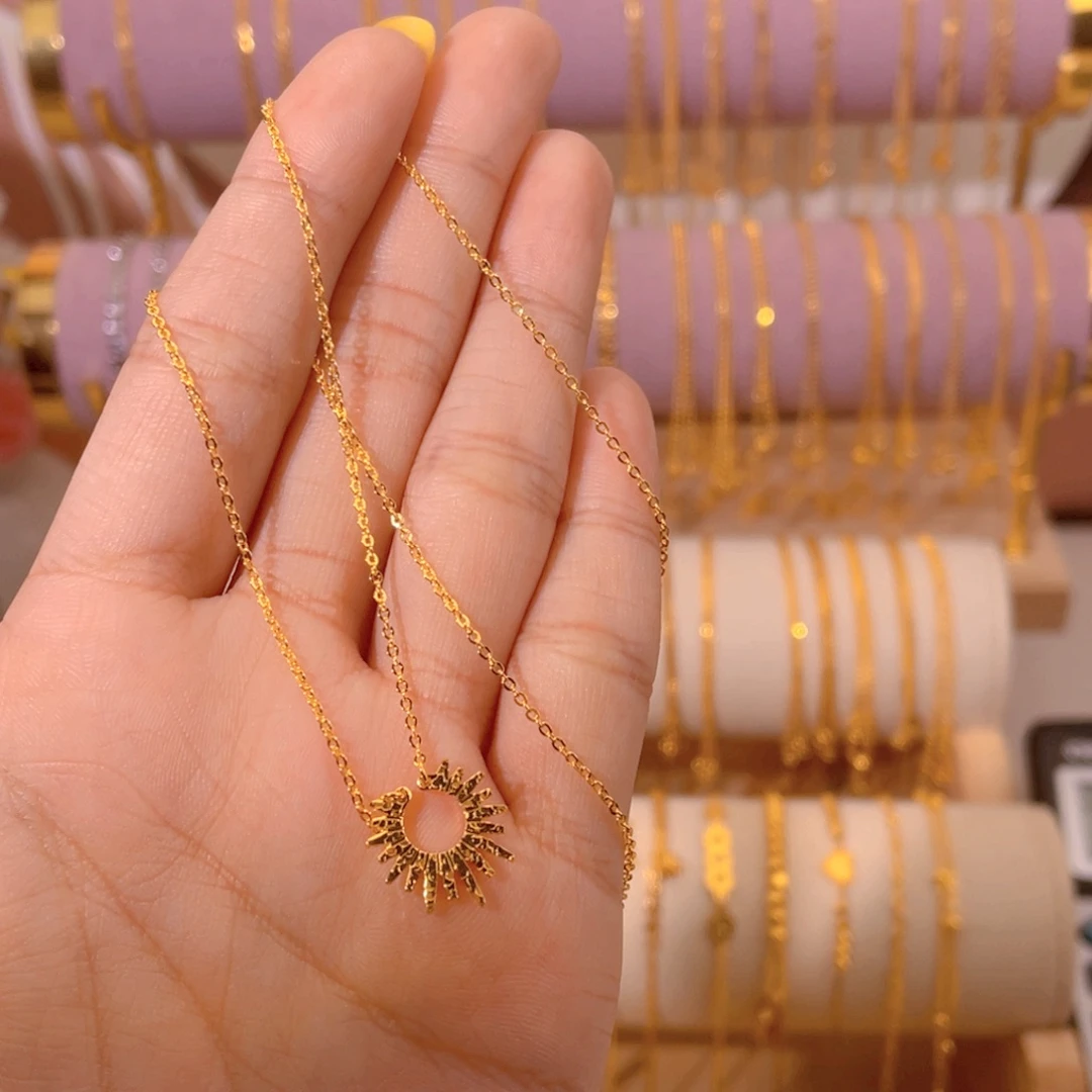 刘***L0000太阳款式的的