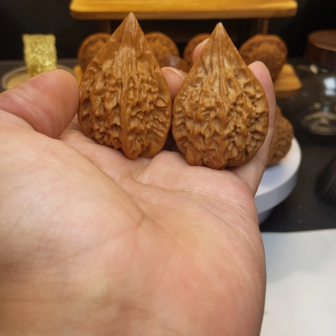 文玩核桃吊坠红缨枪34