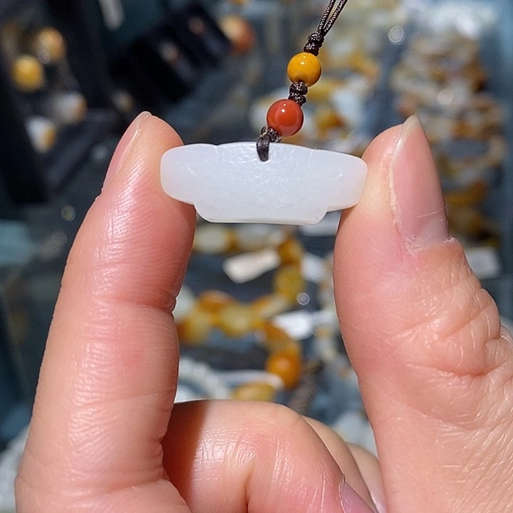 心***坤和田玉未镶嵌颈饰和田玉手机坠