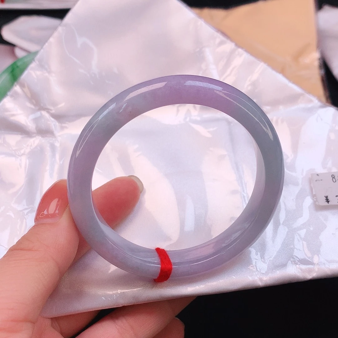 翡翠手镯未镶嵌8427xcvvb