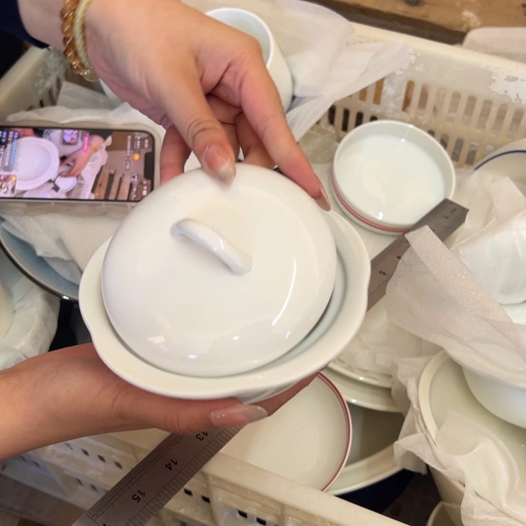 新骨瓷080瑕疵慎拍冷白花瓣 炖盅  高款