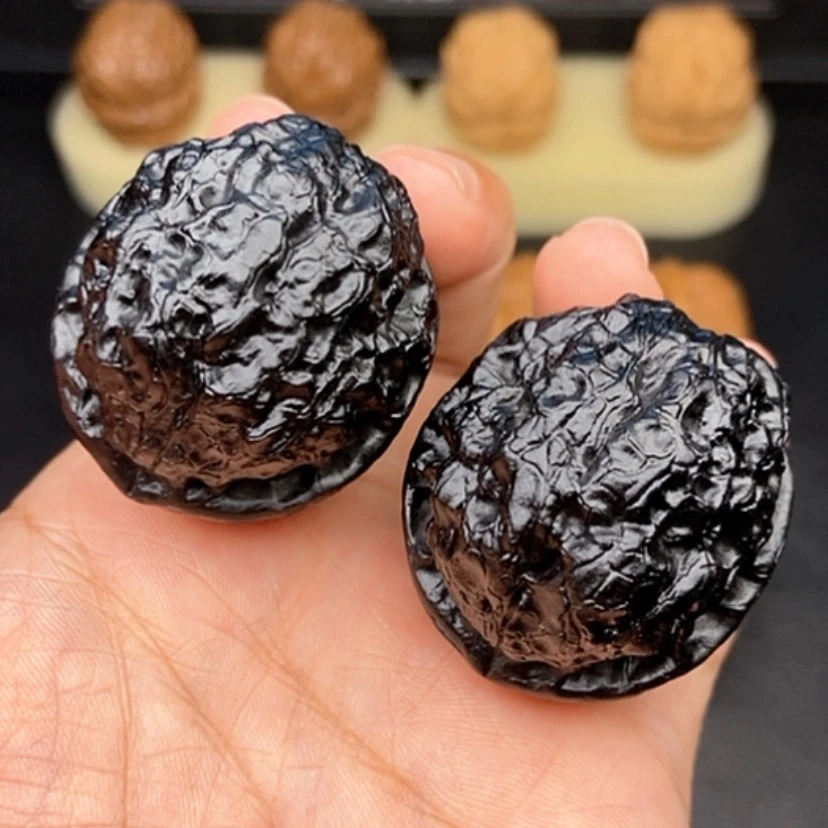 【闪购商品】文玩核桃把件40尺地闷至尊疙瘩包