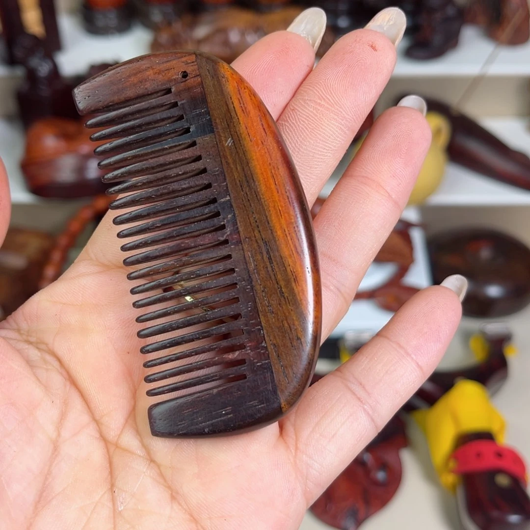 交趾黄檀（大红酸枝）