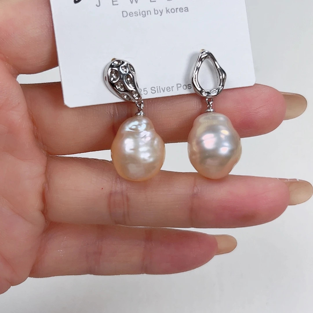 银S925镶嵌淡水珍珠耳饰