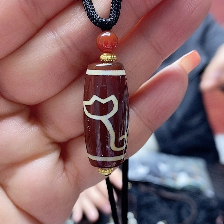 玛瑙/玉髓颈饰合金