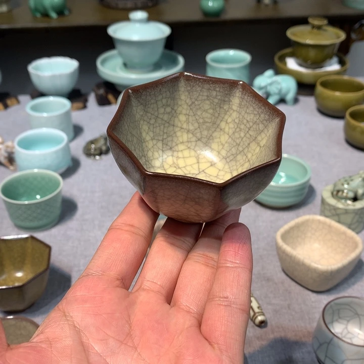 龙泉青瓷哥窑八方杯