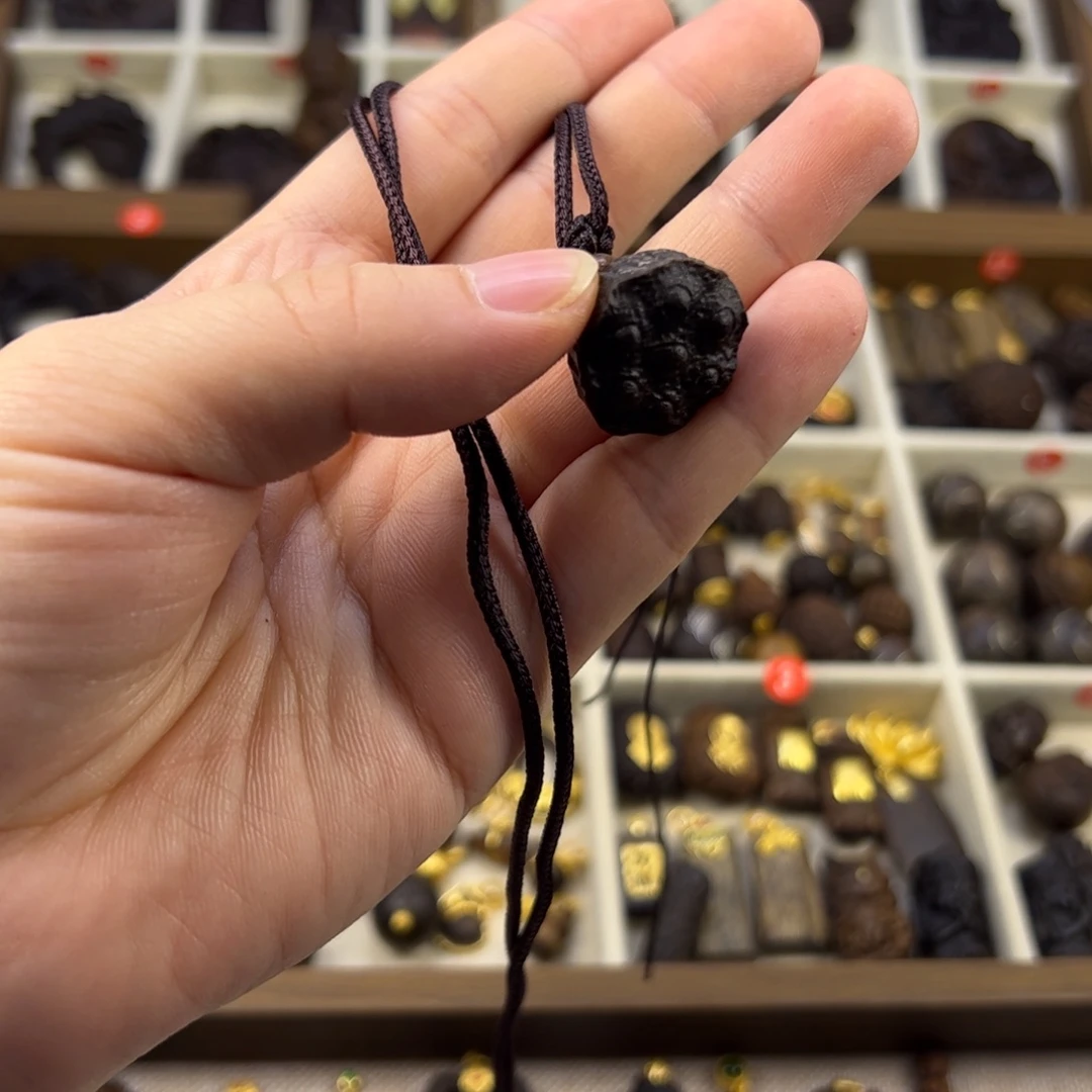 木质类莲蓬随行脖挂配饰