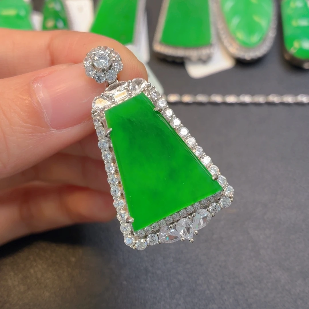 翡翠银S925镶嵌颈饰