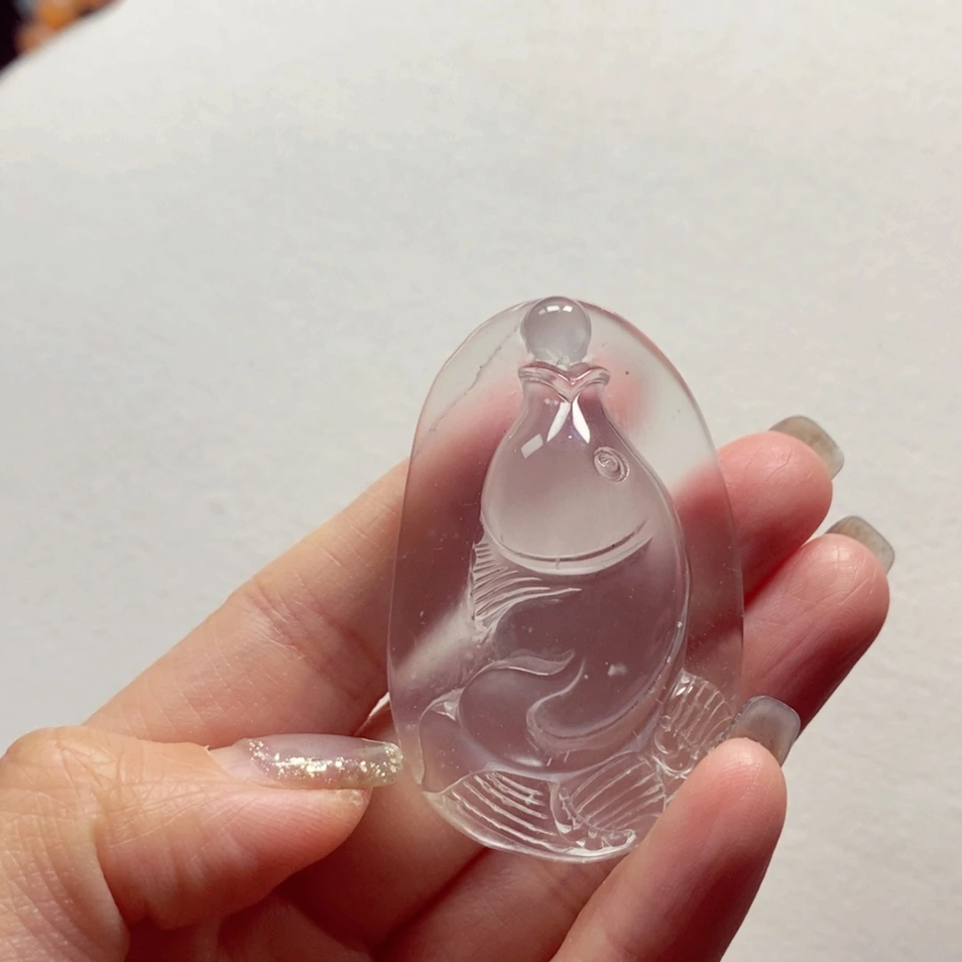 石英质玉未镶嵌颈饰