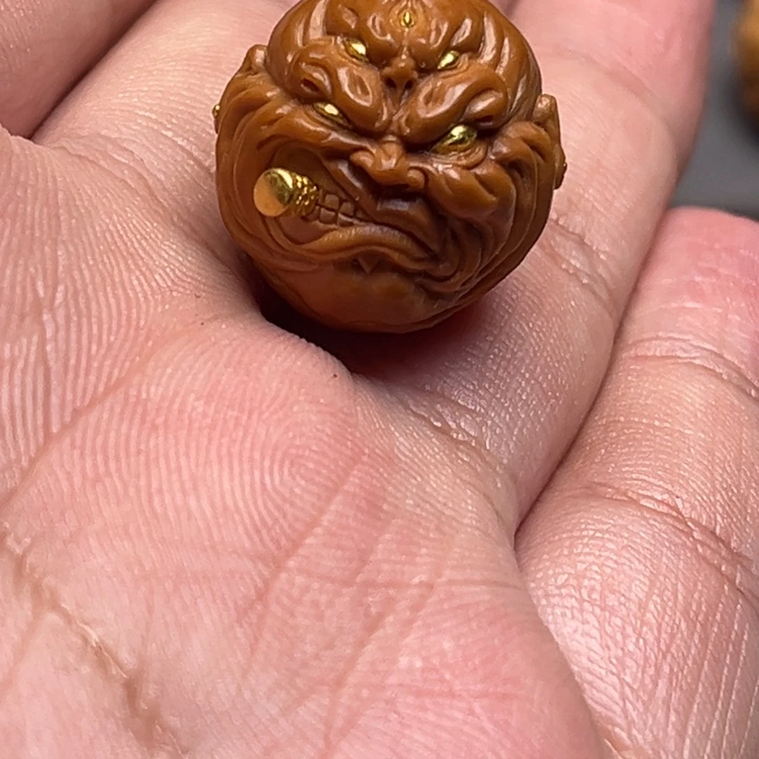 吃***了吊坠猴头核桃烟鬼