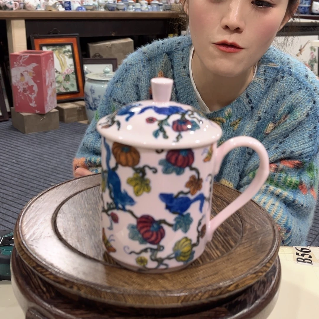 摆件陶瓷/////景德镇陶瓷瓷器。带礼盒。