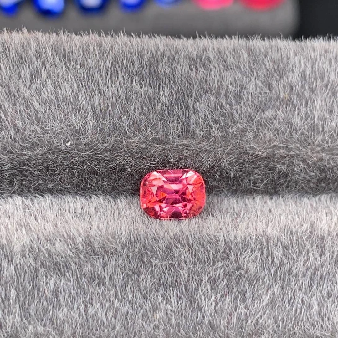 定制尖晶石未镶嵌1.28ct 马亨盖尖晶 编号60