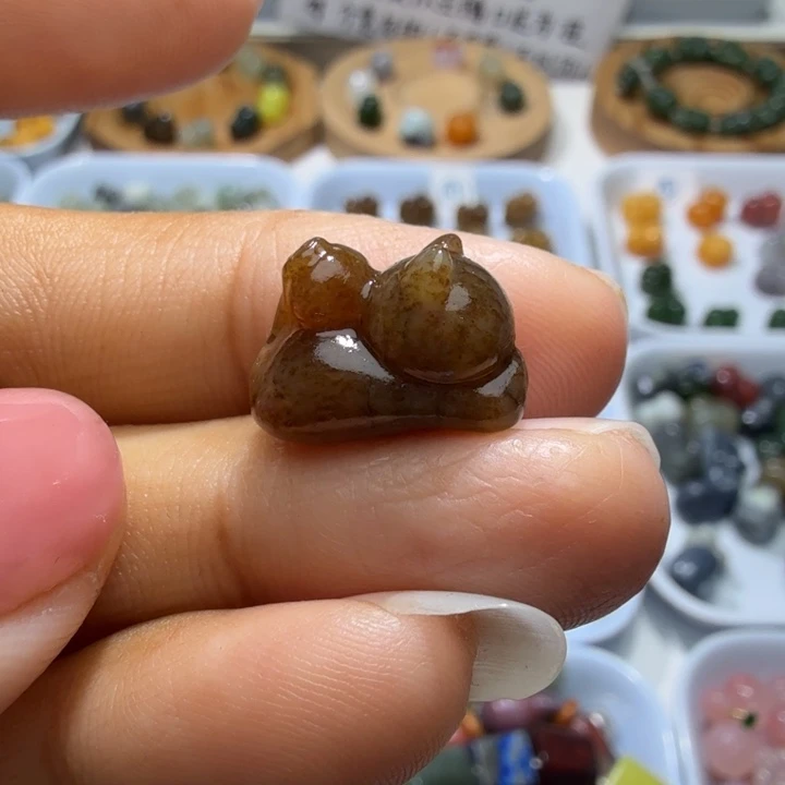 和田玉未镶嵌珠宝奇石