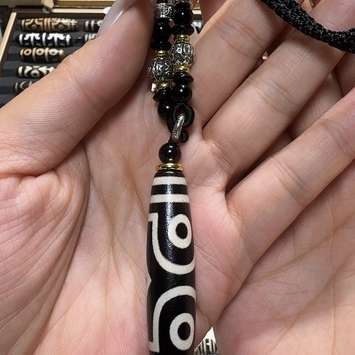 玛瑙/玉髓合金颈饰