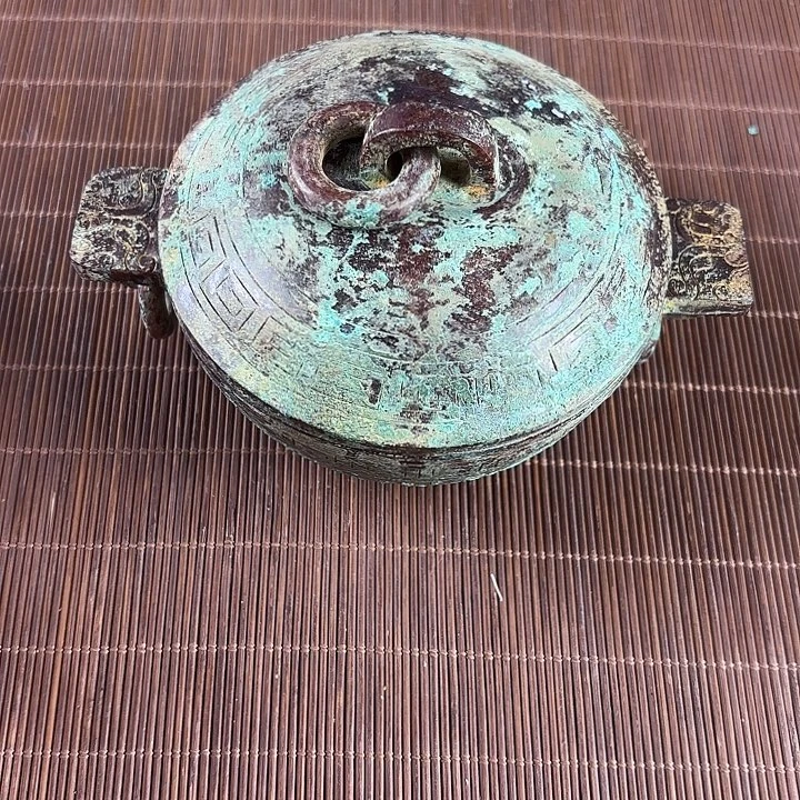 玉***间和田玉未镶嵌挂件