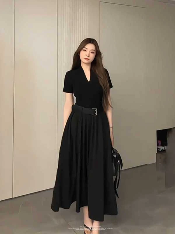 大码胖mm赫本风长裙黑色短袖休闲风连衣裙女款夏季新款遮肉连衣裙