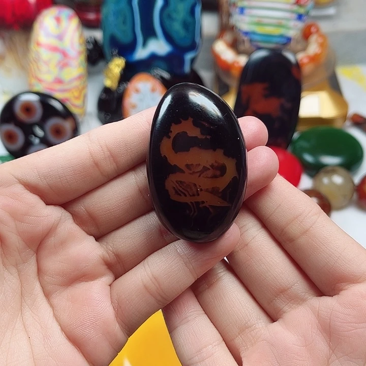 玛瑙/玉髓未镶嵌珠宝奇石