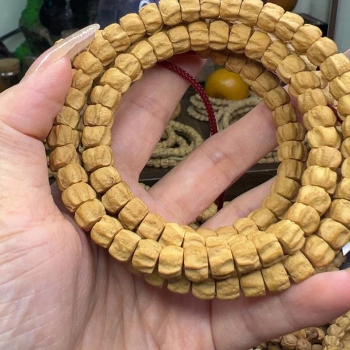 加***特吊坠柏香籽/百香籽