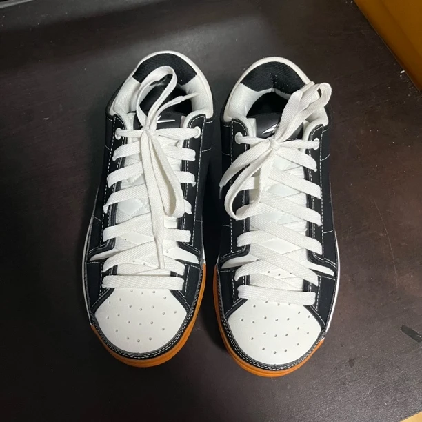 eazy1黑黄 43码原盒 正品篮球鞋