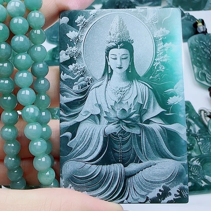 翡翠未镶嵌颈饰多样性发货天然的A货翡翠