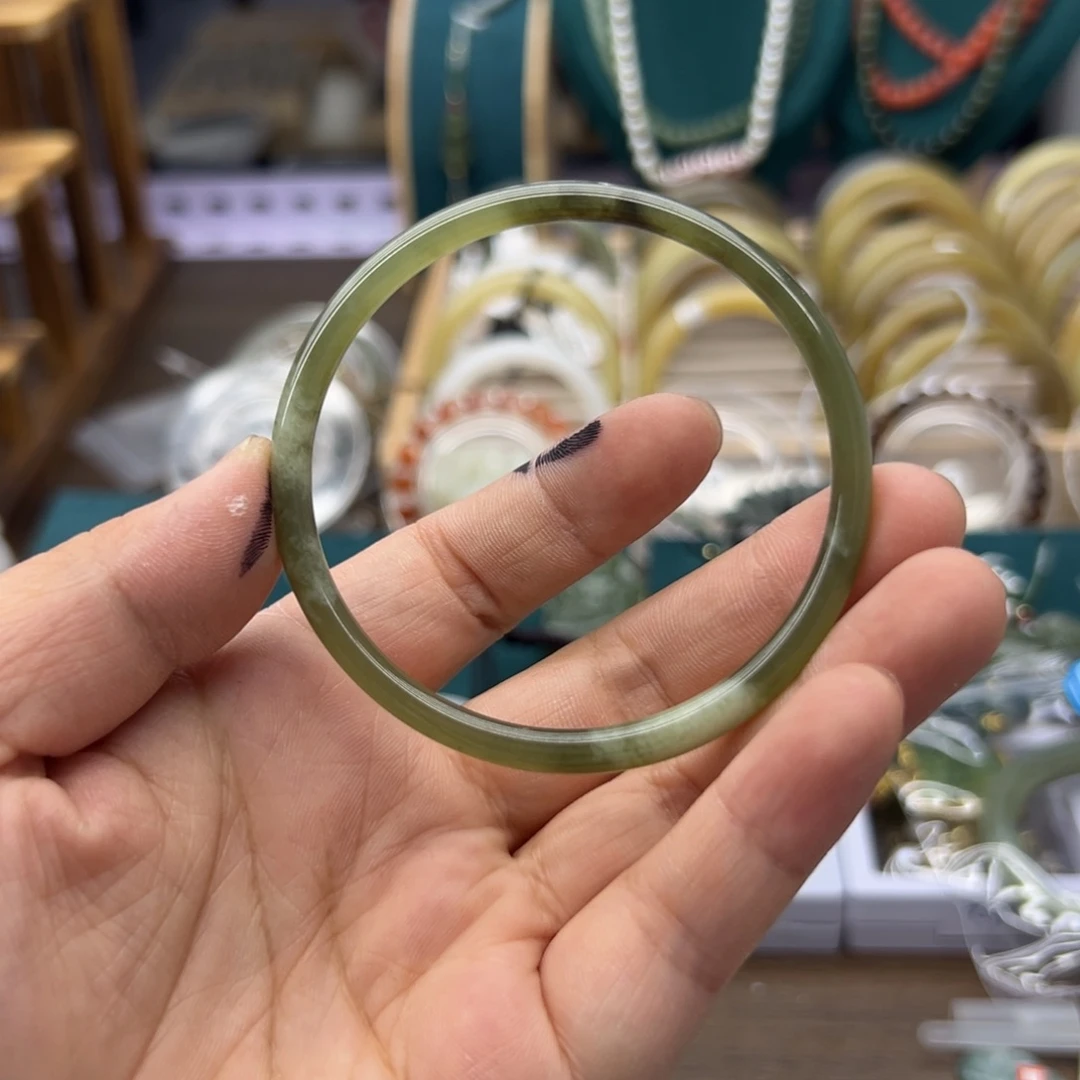 和田玉手镯未镶嵌60.1圈围15