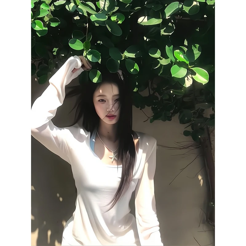 初夏新款多巴胺v领防晒罩衫挂脖背心叠穿两件套直筒休闲阔腿裤女