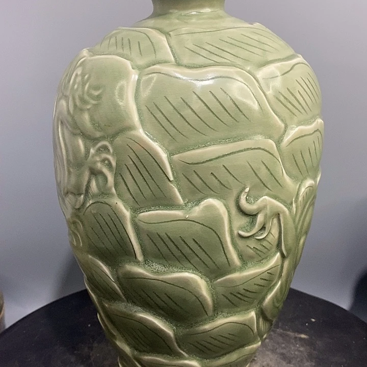 越窑梅瓶造型独特