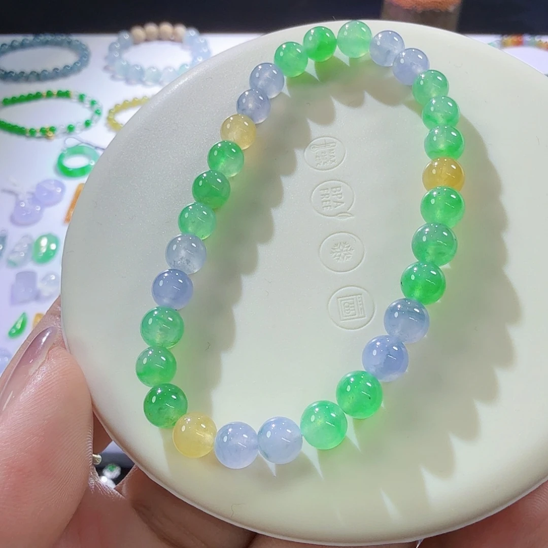 翡翠未镶嵌颈饰裸石