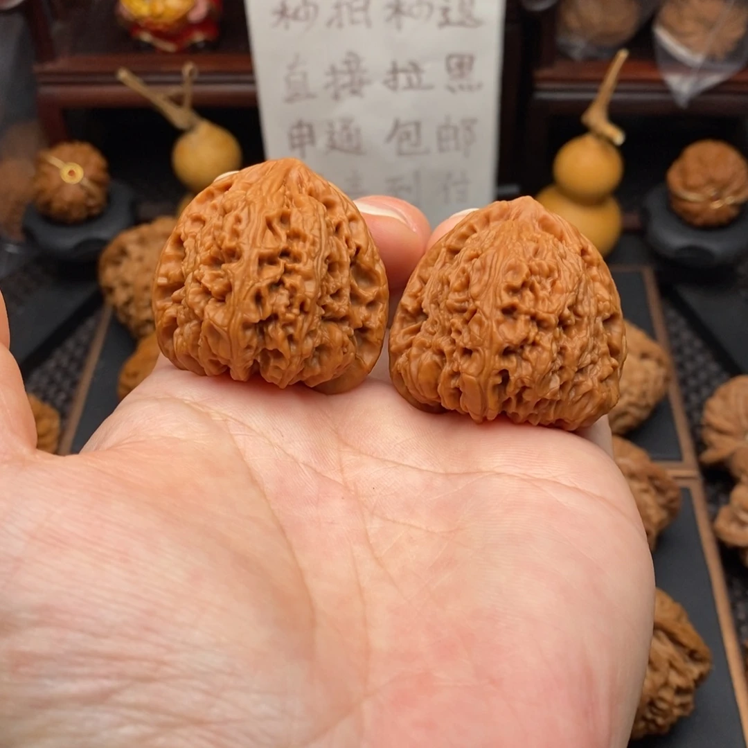 把件文玩核桃全品三角南疆石39尺