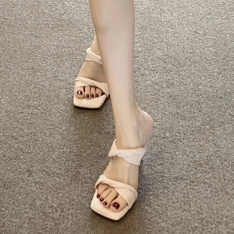 OMG！！绝美！踩屎感高跟鞋凉鞋上脚舒服方头细跟一字带凉拖鞋