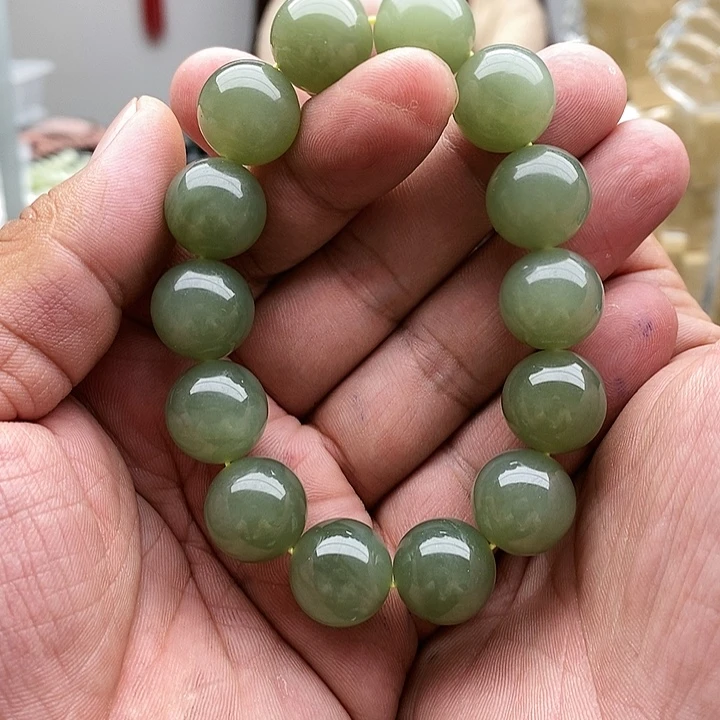 【闪购商品】未镶嵌手链和田玉16湖水绿