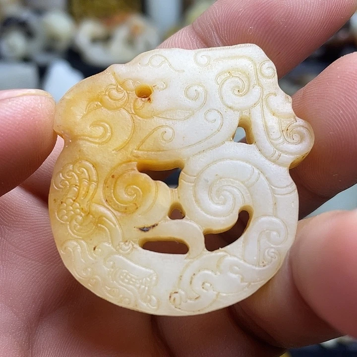 颈饰未镶嵌和田玉