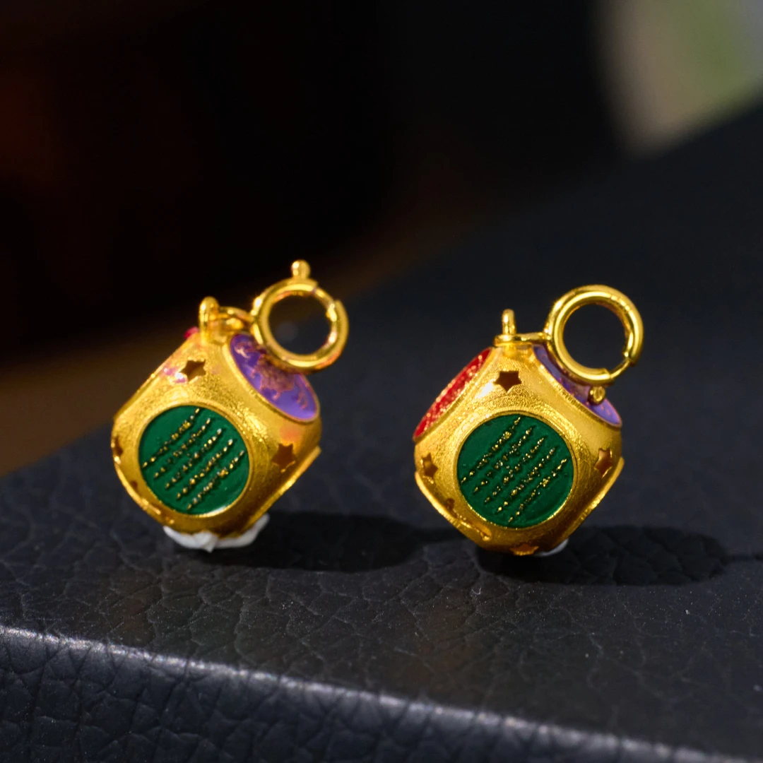 【歪歪】（素金）大周全*倍倍加吊坠*18K金镶嵌（多样性发一）XB-J6123