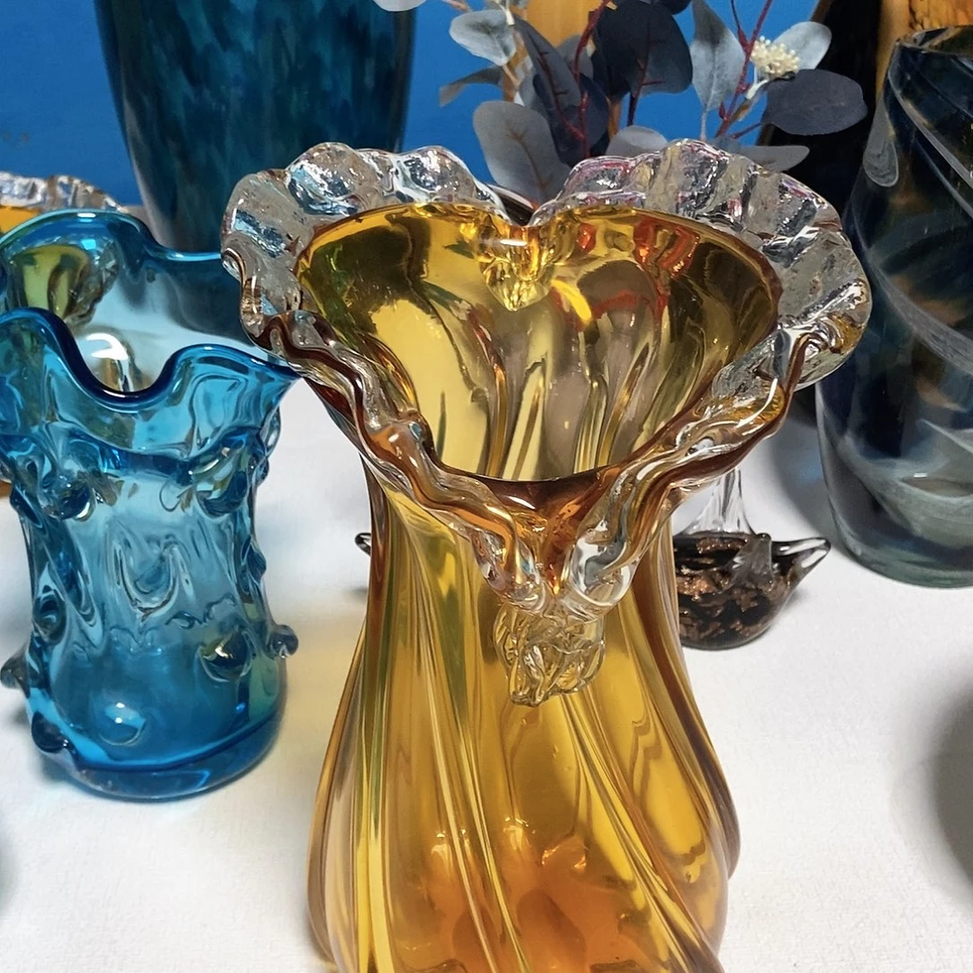 琥珀金摆件琉璃花瓶