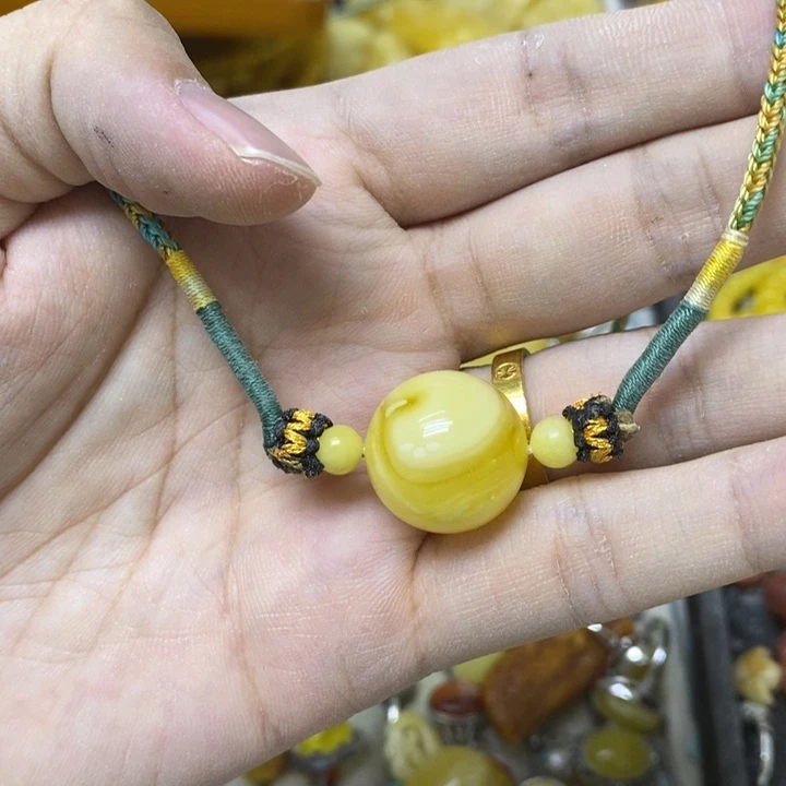 裸石蜜蜡未镶嵌吊坠