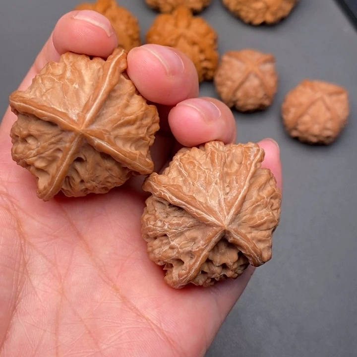 文玩核桃吊坠a****a