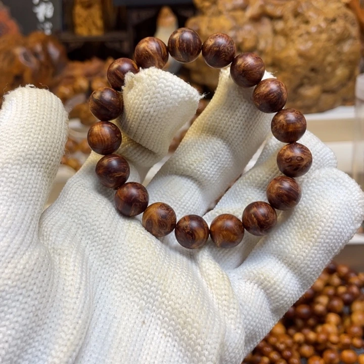 雪***雪柏木（崖柏）太行崖柏1.2陈化黑金樱子顶级香料