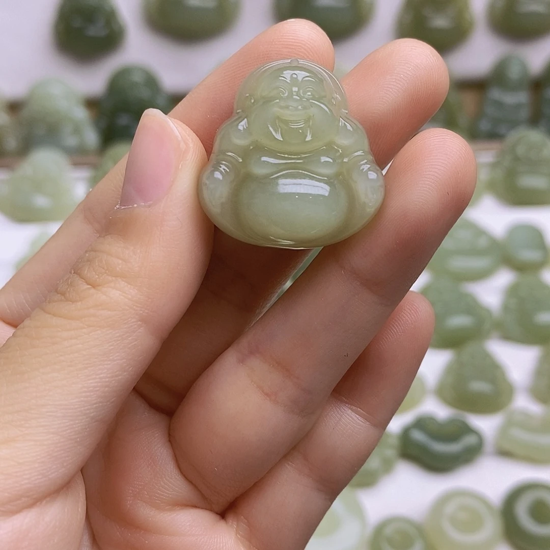 和田玉颈饰未镶嵌?****