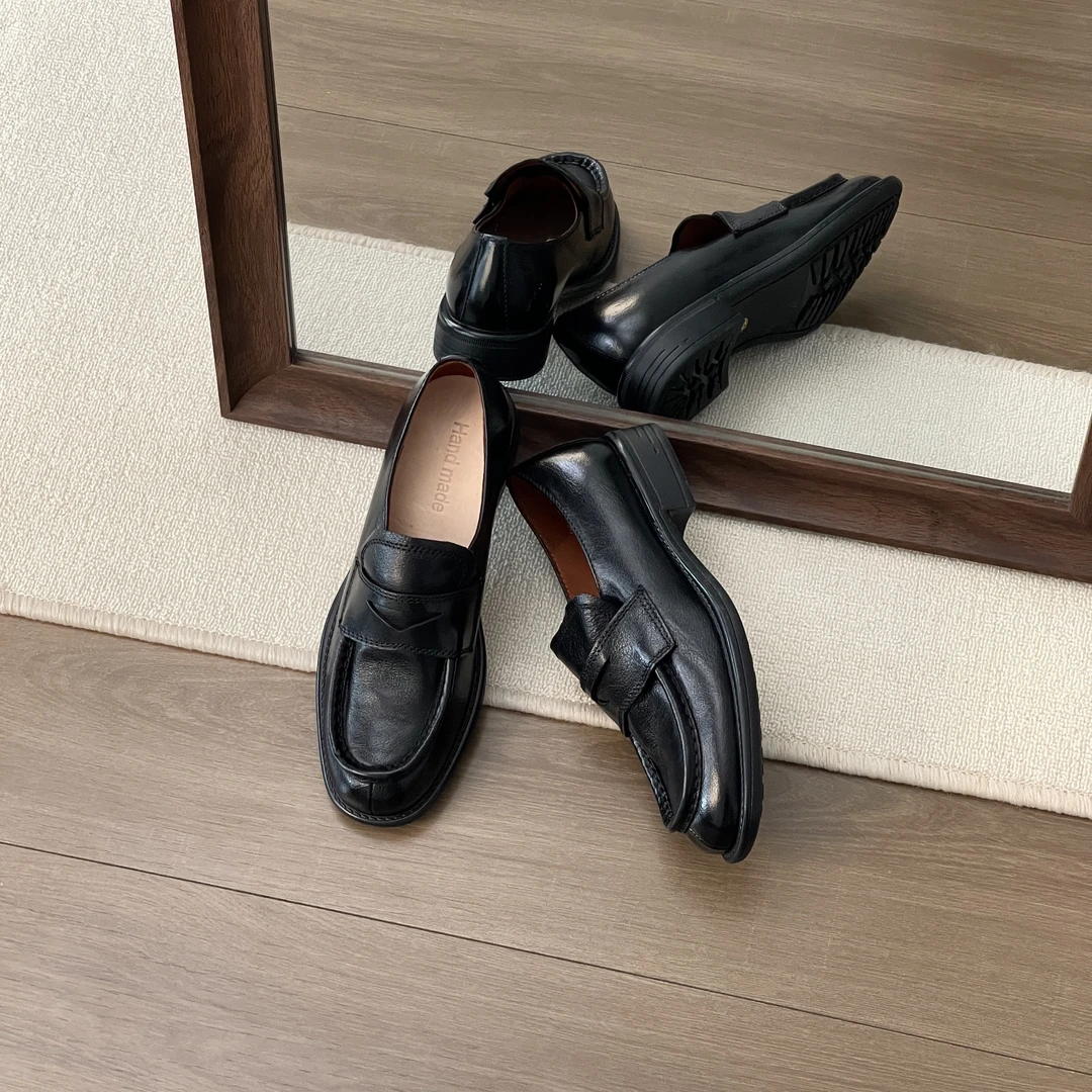 HUSSLOVE 头层牛皮·跟高3CM·复古水洗真皮舒适高品质深口乐福鞋