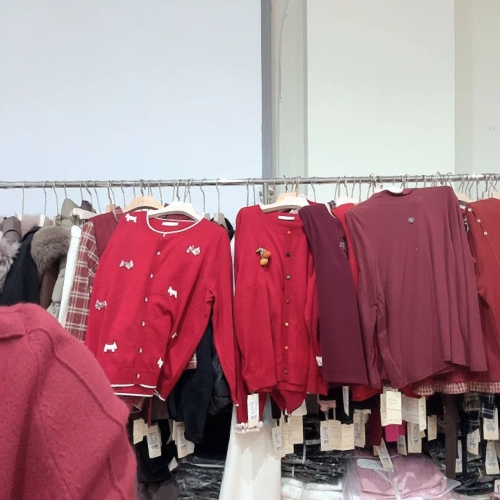 *****芮娜依莲芮娜依莲