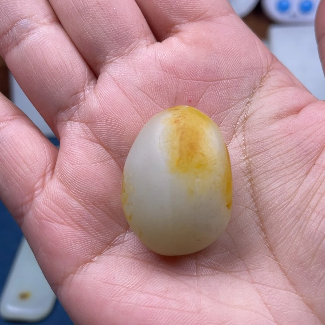 定制和田玉挂件未镶嵌弈*