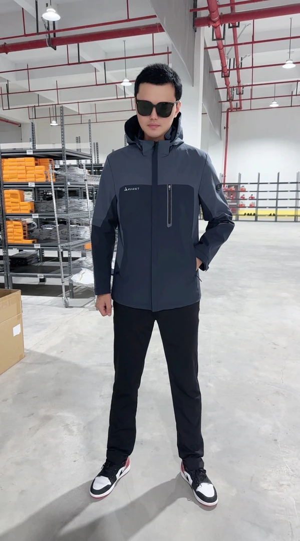 海秋冬一衣多穿内胆连帽可脱全能夹克01