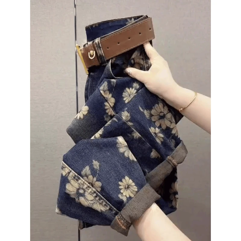 牛仔裤女2025春夏季新款大花印染复古时尚哈伦裤高腰显瘦九分裤子