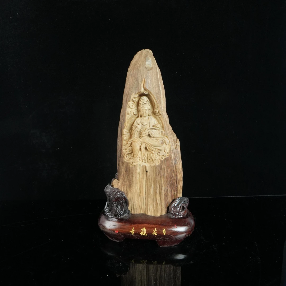 B5026 巴布亚皮油老料沉香雕刻件 19.3x10.2x36.5cm 360.1g净